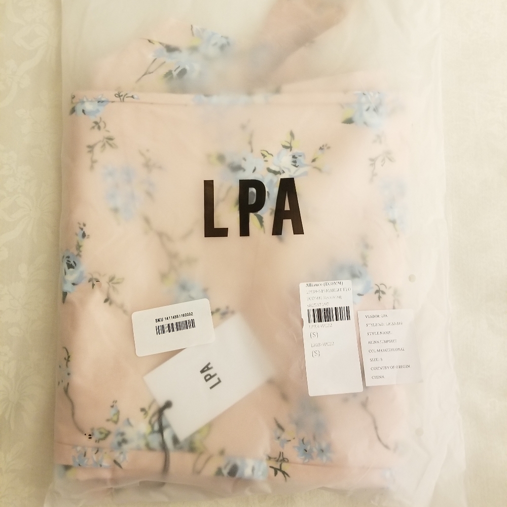 LPA Alina Margit V-neck Floral Pink Wide Leg Jumpsuit Size S Small - Picture 3 of 7